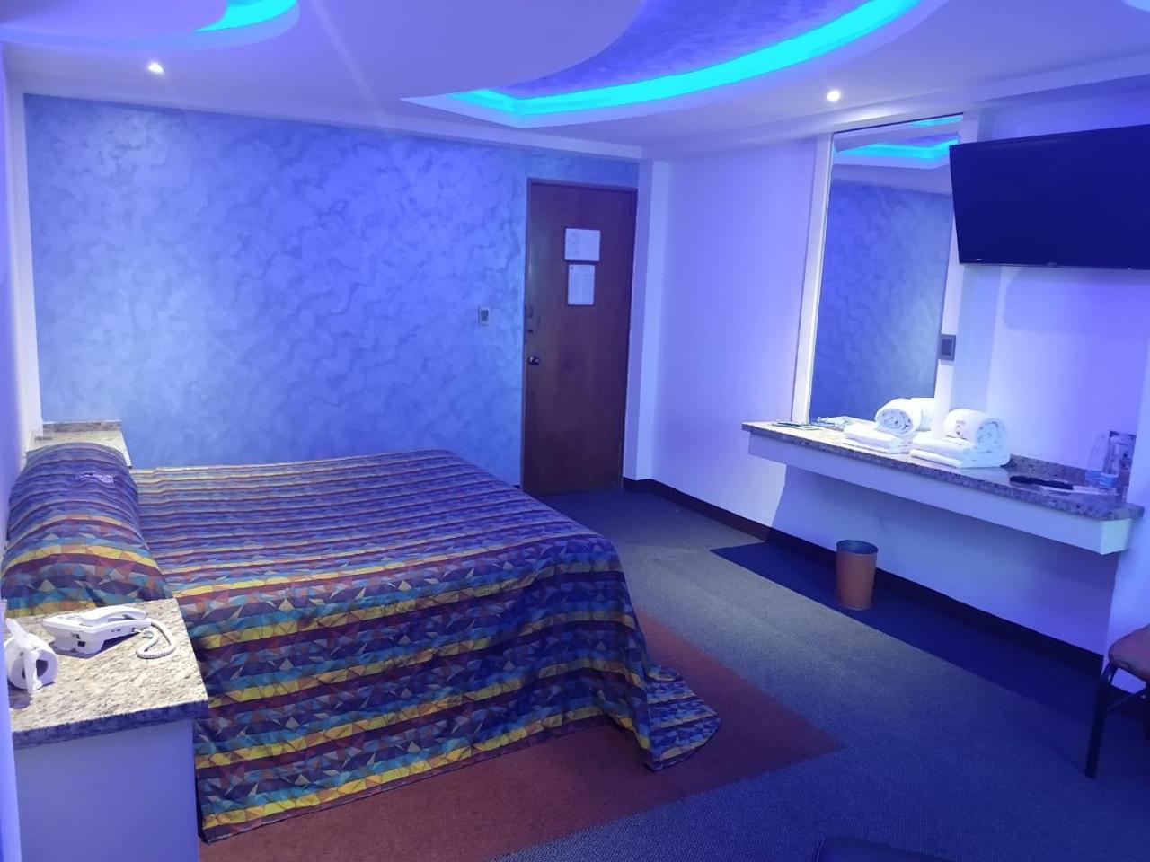 Hotel Siesta Del Sur Мехико Экстерьер фото