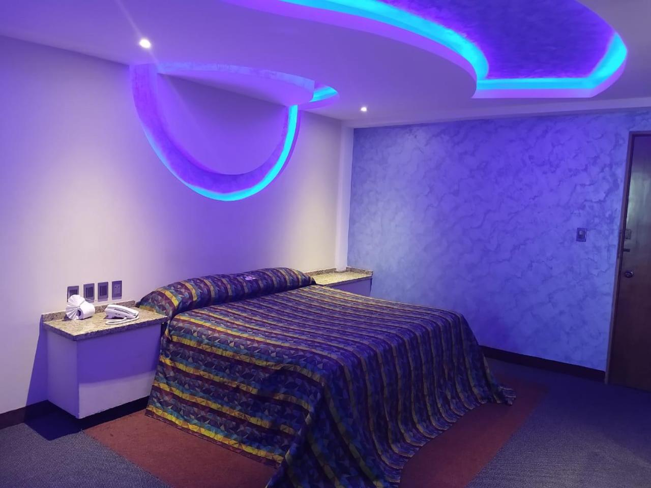 Hotel Siesta Del Sur Мехико Экстерьер фото